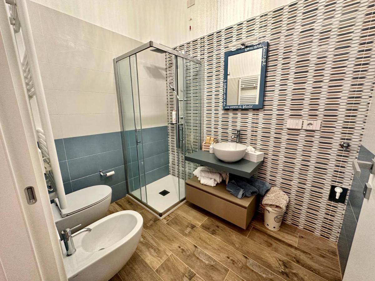 Bed Art Relaxing Suite - Appartamento Con Sauna Happiness Suite Gallery San Benedetto del Tronto Dış mekan fotoğraf